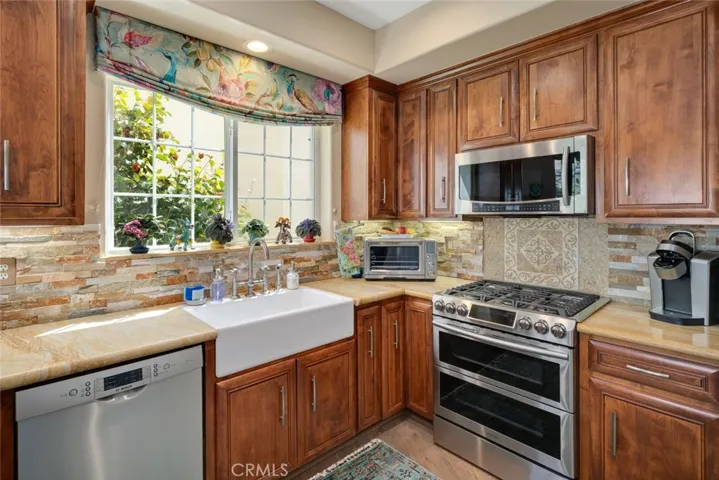 530 Bluerock Drive, San Luis Obispo, California 93401