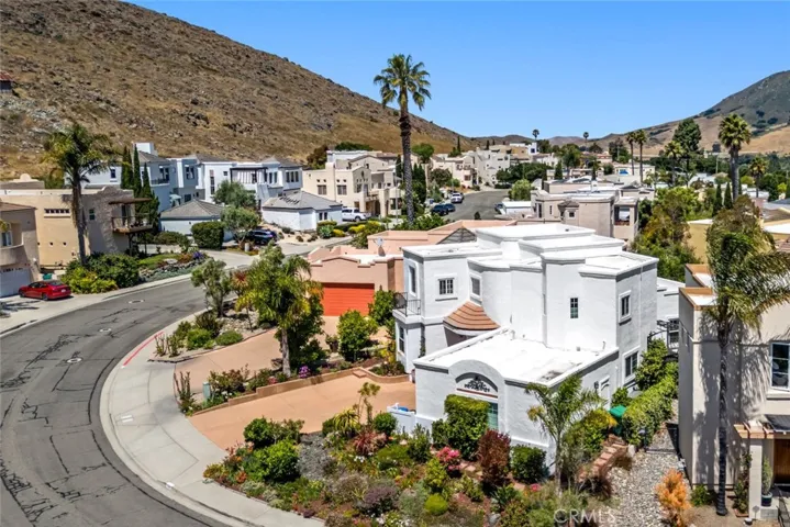 530 Bluerock Drive, San Luis Obispo, California 93401