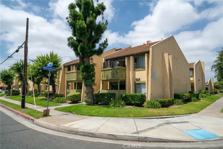 7531 Knott Avenue, Buena Park, California 90620