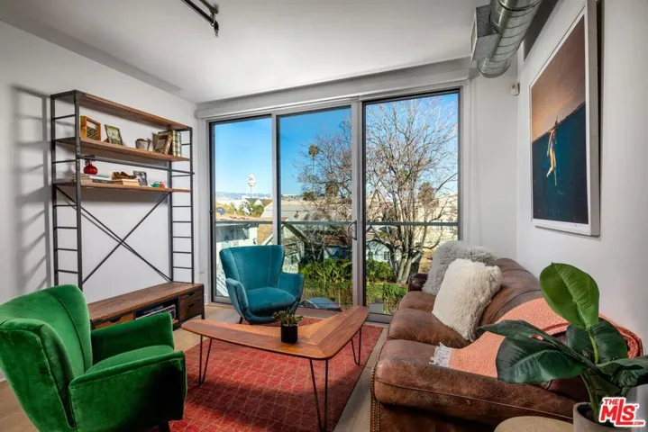 710 N El Centro Avenue 120, Los Angeles, California 90038