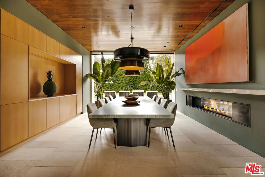 717 Moreno Avenue, Los Angeles, California 90049 home-pic-12