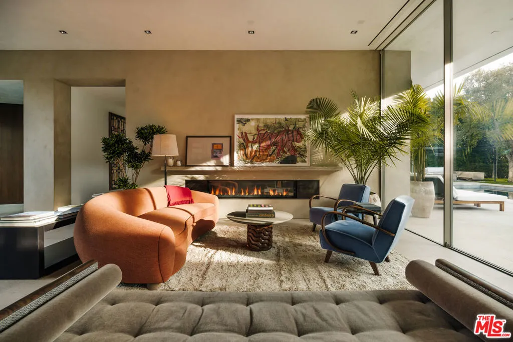 717 Moreno Avenue, Los Angeles, California 90049 home-pic-10