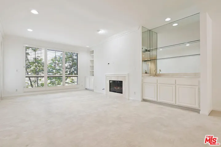 2132 Century Park Lane 304, Los Angeles, California 90067