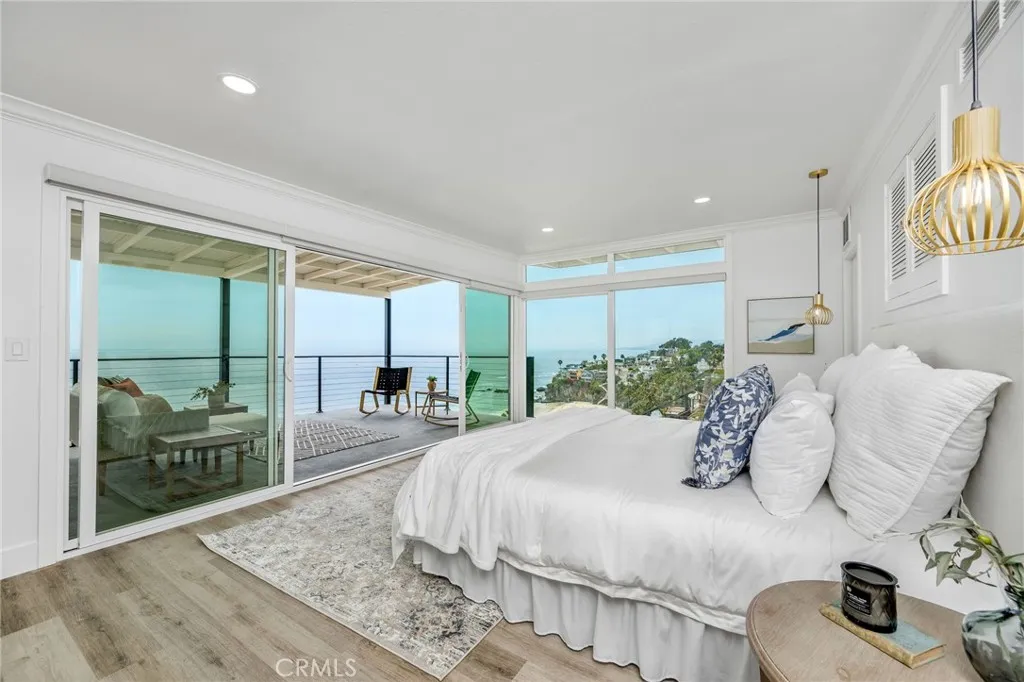 Wake up to Ocean Waves