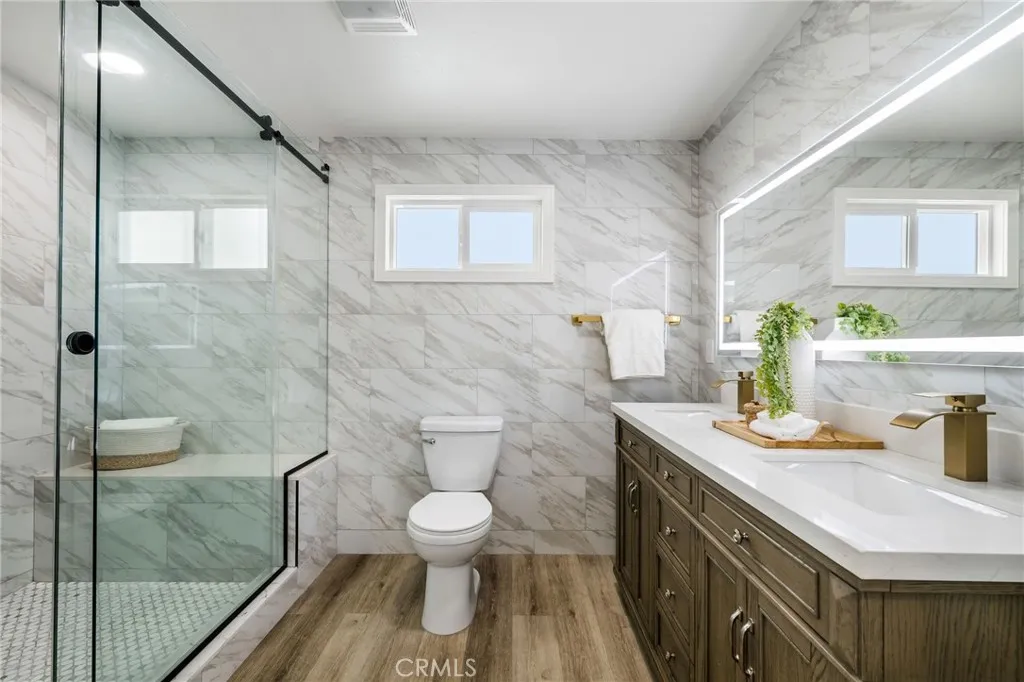 Downstairs Bathroom