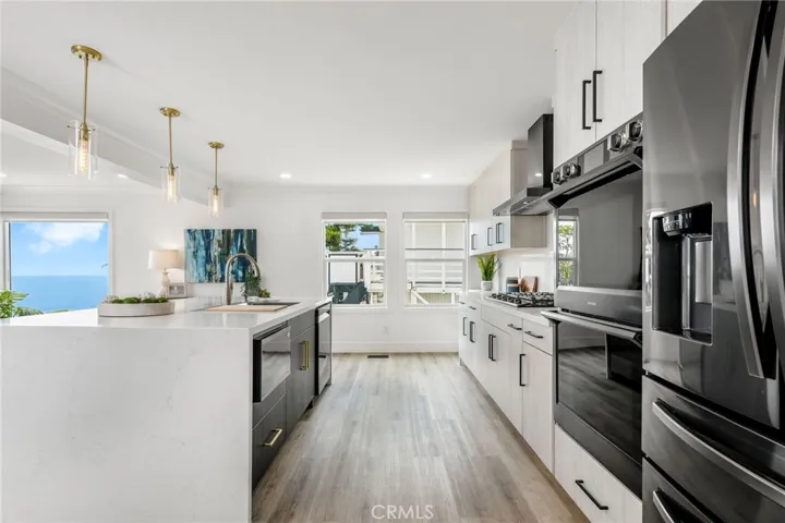 Large updated Kitchen