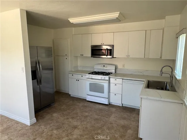 435 Hamilton Street A, Costa Mesa, California 92627