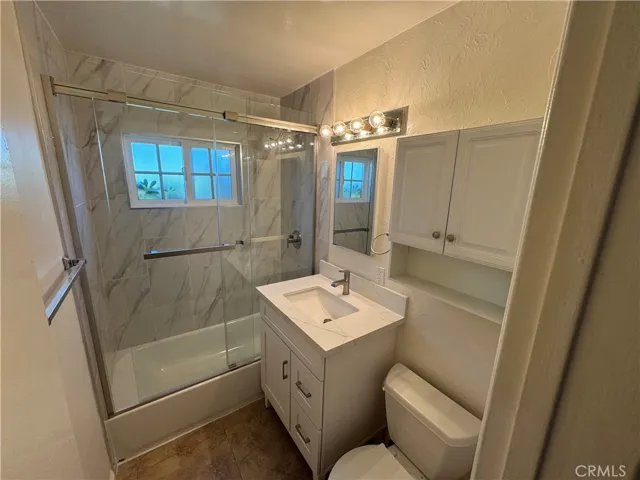 435 Hamilton Street A, Costa Mesa, California 92627