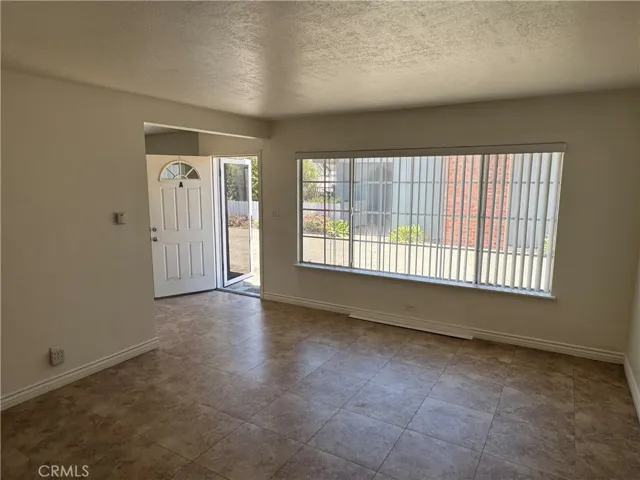 435 Hamilton Street A, Costa Mesa, California 92627