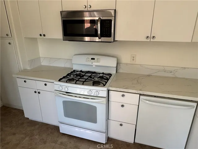 435 Hamilton Street A, Costa Mesa, California 92627