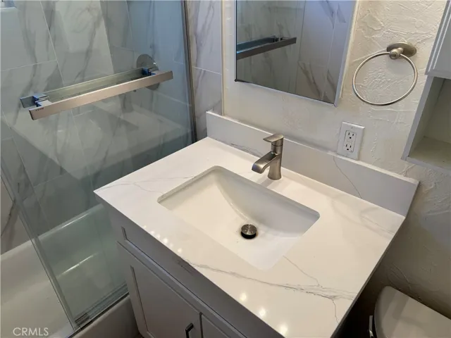 435 Hamilton Street A, Costa Mesa, California 92627