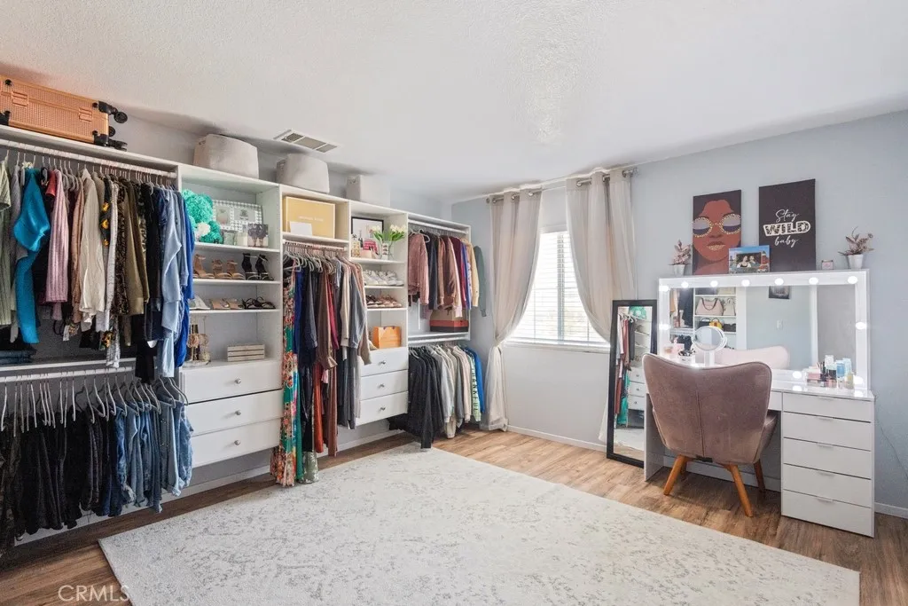 14075 Tourmaline Street, Hesperia, California 92344 home-pic-9