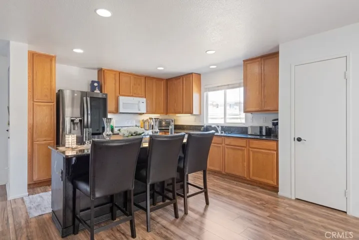 14075 Tourmaline Street, Hesperia, California 92344