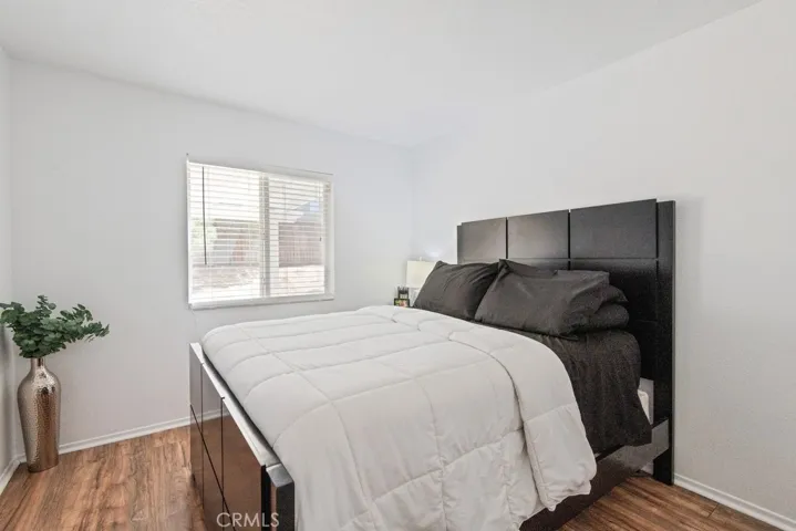 14075 Tourmaline Street, Hesperia, California 92344