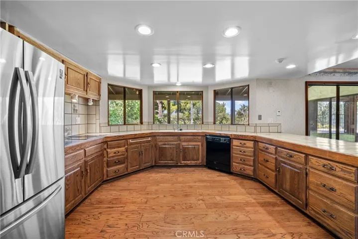 25472 Via Acorde, Valencia, California 91355