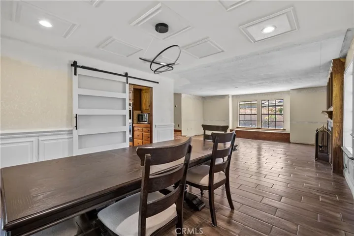 25472 Via Acorde, Valencia, California 91355
