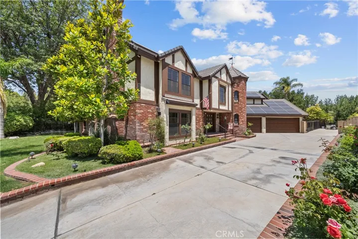 25472 Via Acorde, Valencia, California 91355
