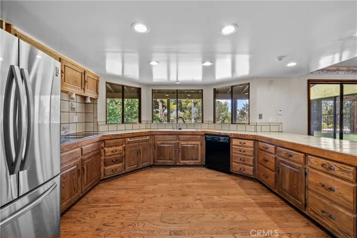 25472 Via Acorde, Valencia, California 91355