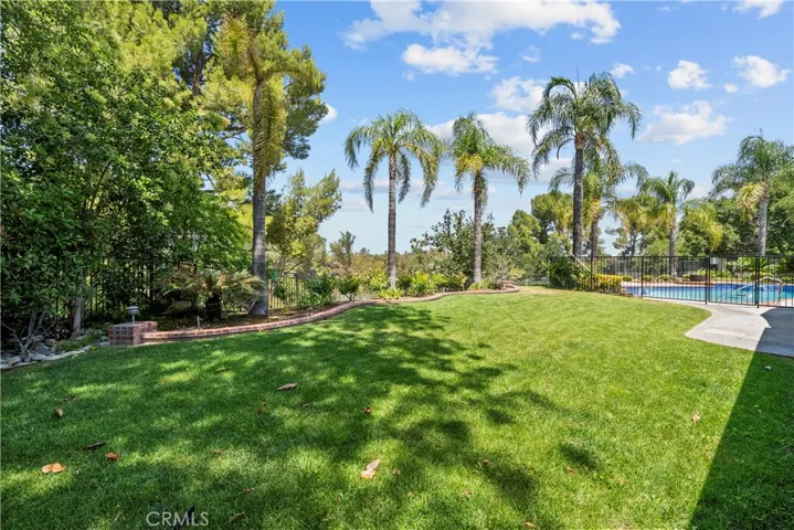 25472 Via Acorde, Valencia, California 91355
