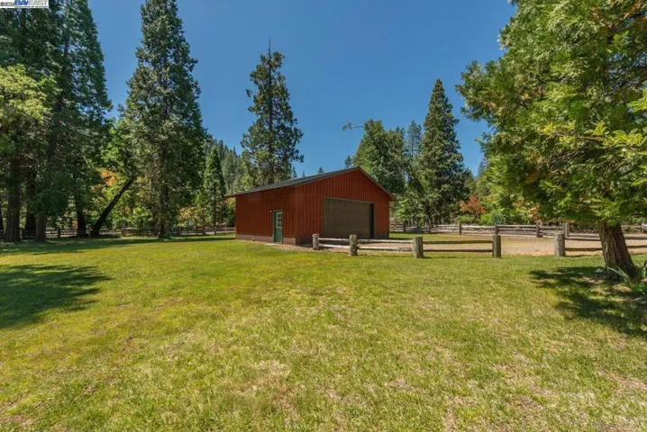 30 Dorleska Ct., Trinity Center, California 96091
