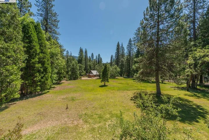 30 Dorleska Ct., Trinity Center, California 96091