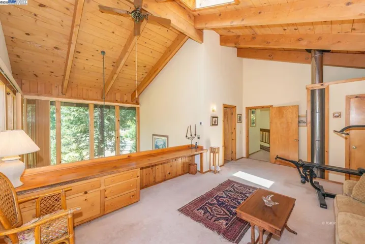 30 Dorleska Ct., Trinity Center, California 96091