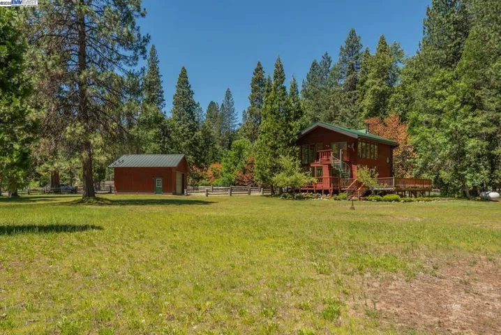 30 Dorleska Ct., Trinity Center, California 96091