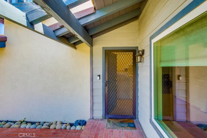 9120 Meadowrun Place, San Diego, California 92129