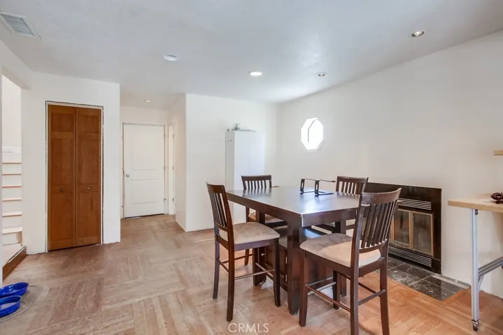 9120 Meadowrun Place, San Diego, California 92129