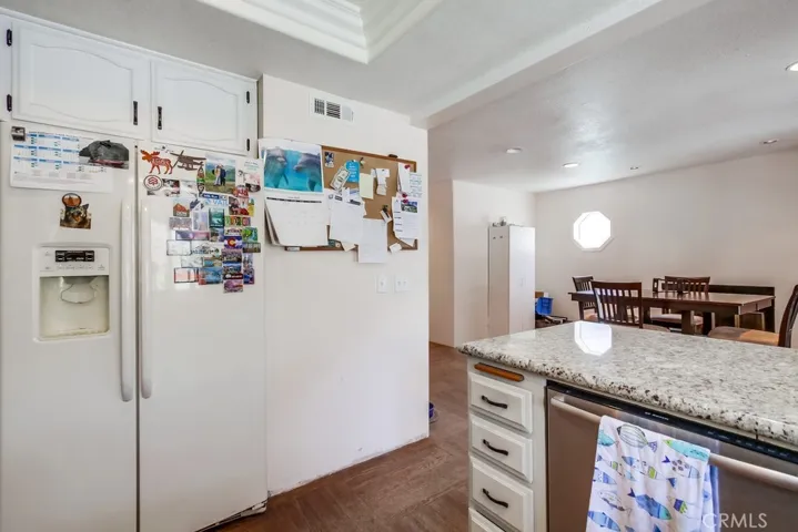 9120 Meadowrun Place, San Diego, California 92129