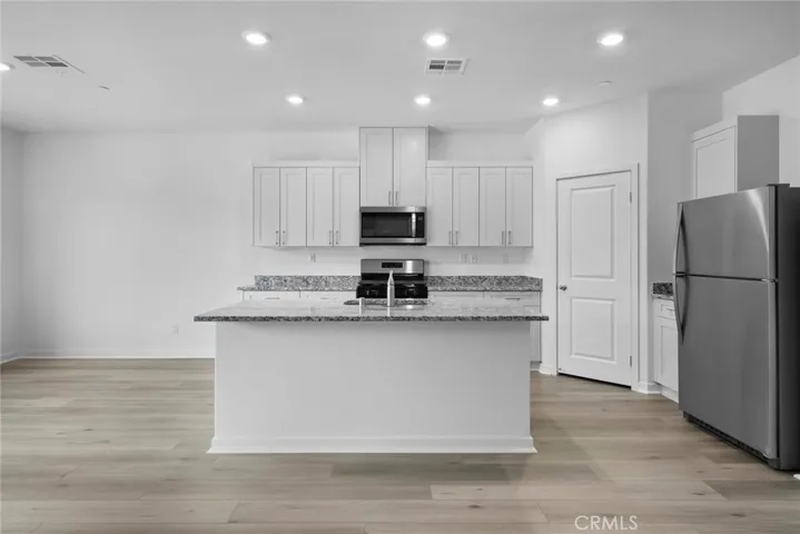 11287 Lancer Lane, Victorville, California 92392