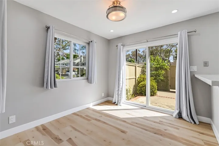 139 Rockwood 39, Irvine, California 92614