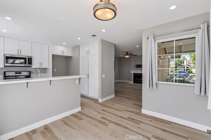 139 Rockwood 39, Irvine, California 92614