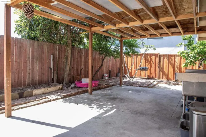 3517 Allendale Ave, Oakland, California 94619
