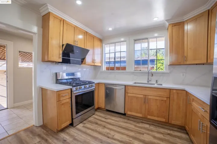 3517 Allendale Ave, Oakland, California 94619