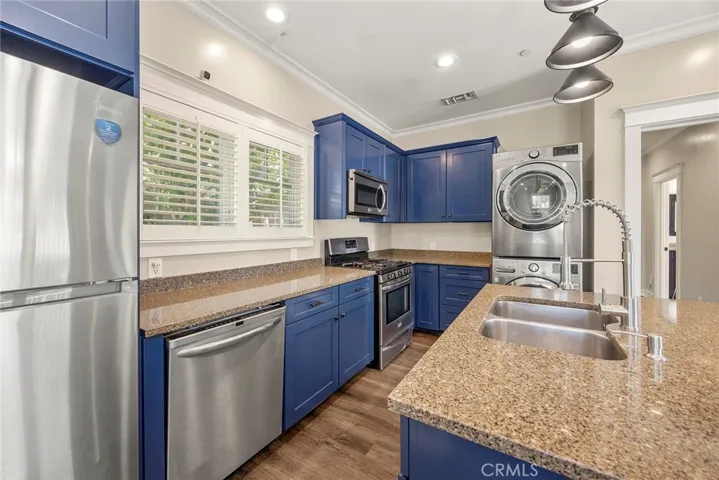1721 El Dorado Avenue Casita, La Habra, California 90631