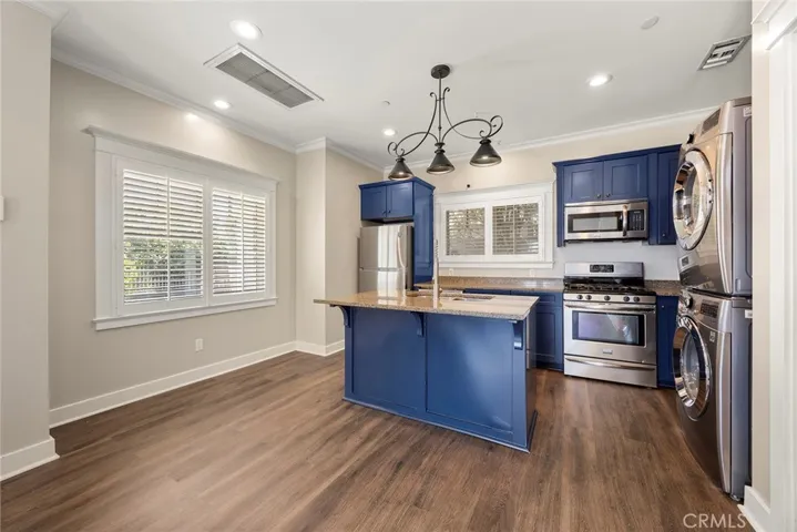 1721 El Dorado Avenue Casita, La Habra, California 90631