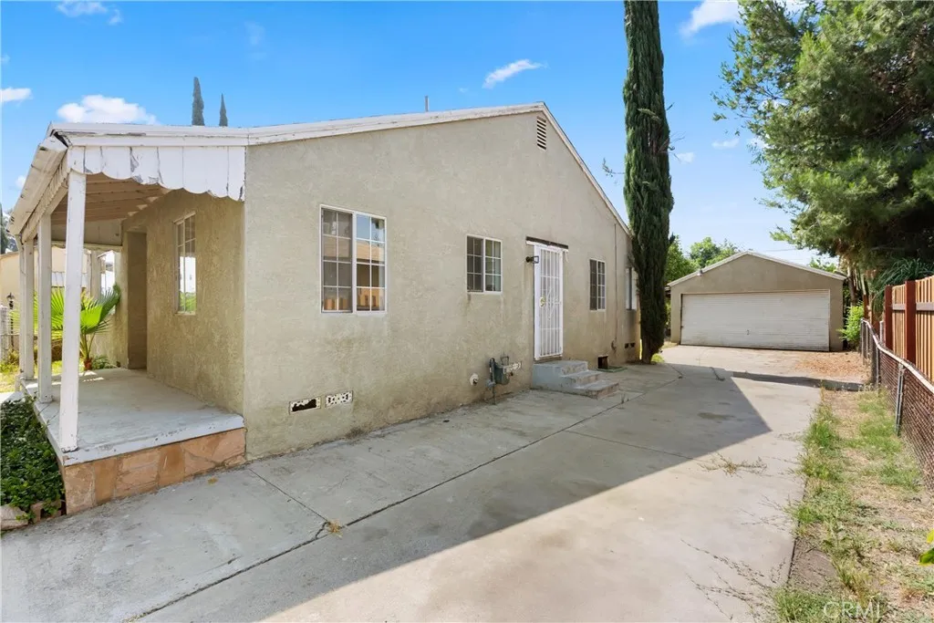 549 E Evans Street, San Bernardino, California 92404 home-pic-17