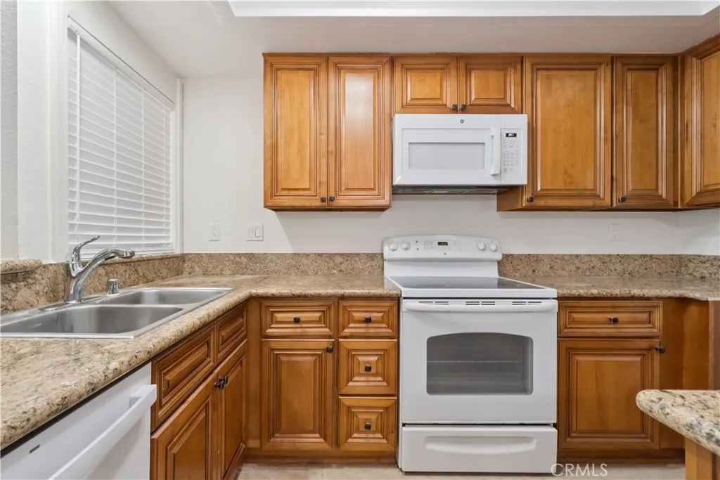 5927 Armaga Spring Road I, Rancho Palos Verdes, California 90275 home-pic-8