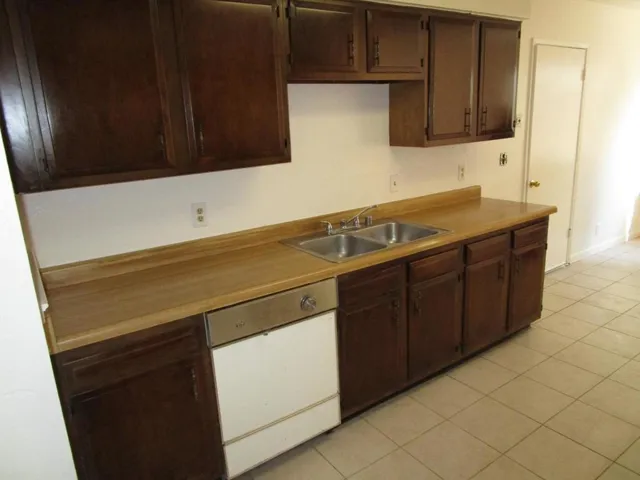271 Carnoble Drive, Hollister, California 95023