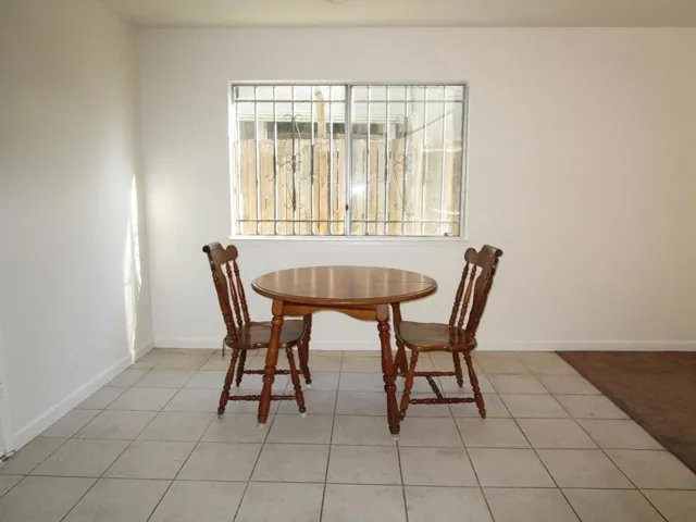 271 Carnoble Drive, Hollister, California 95023