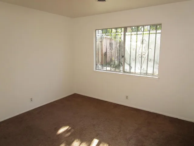 271 Carnoble Drive, Hollister, California 95023
