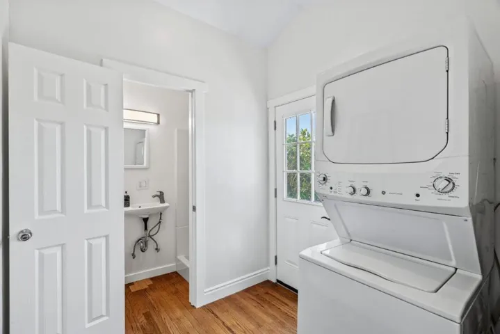 68 Live Oak Road, Royal Oaks, California 95076