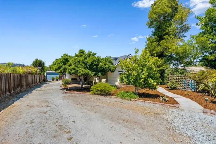68 Live Oak Road, Royal Oaks, California 95076
