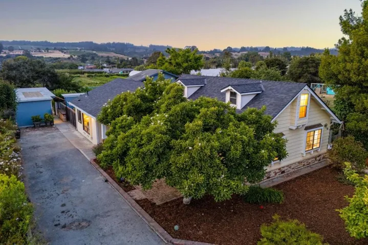 68 Live Oak Road, Royal Oaks, California 95076