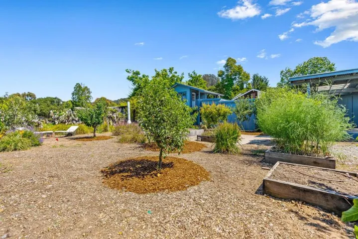 68 Live Oak Road, Royal Oaks, California 95076