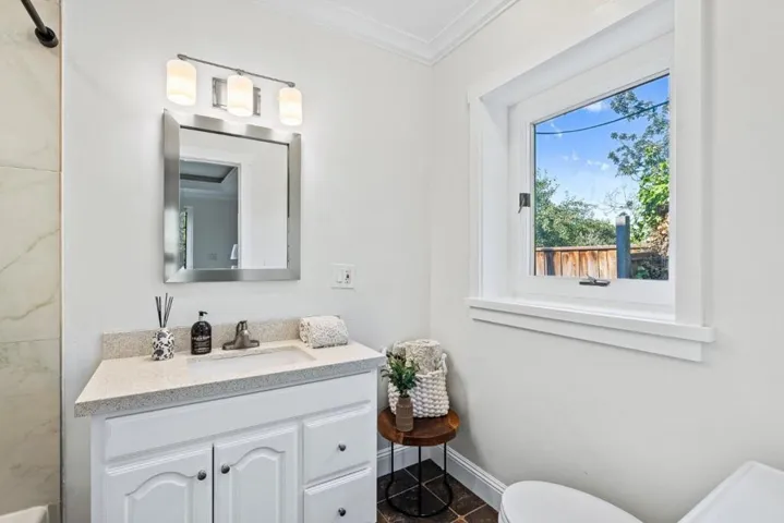 68 Live Oak Road, Royal Oaks, California 95076