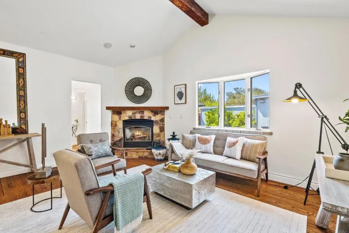 68 Live Oak Road, Royal Oaks, California 95076