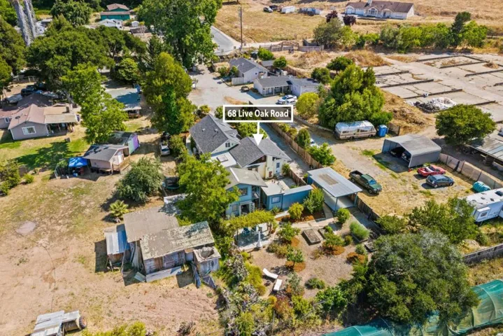 68 Live Oak Road, Royal Oaks, California 95076