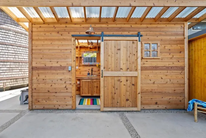 505 Cayuga Street, Santa Cruz, California 95062